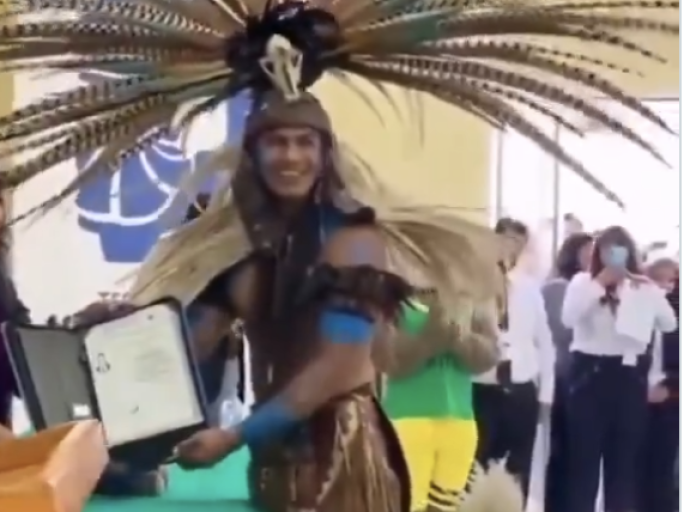 Licenciados en Sacrificios Humanos